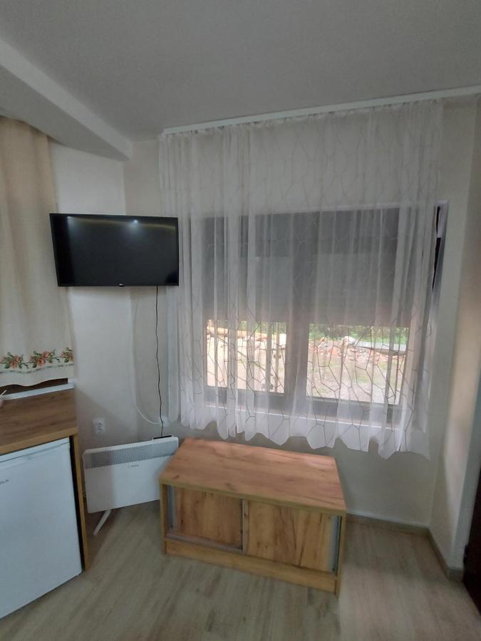 Stiv Apartmani Lukovo Ngoại thất bức ảnh