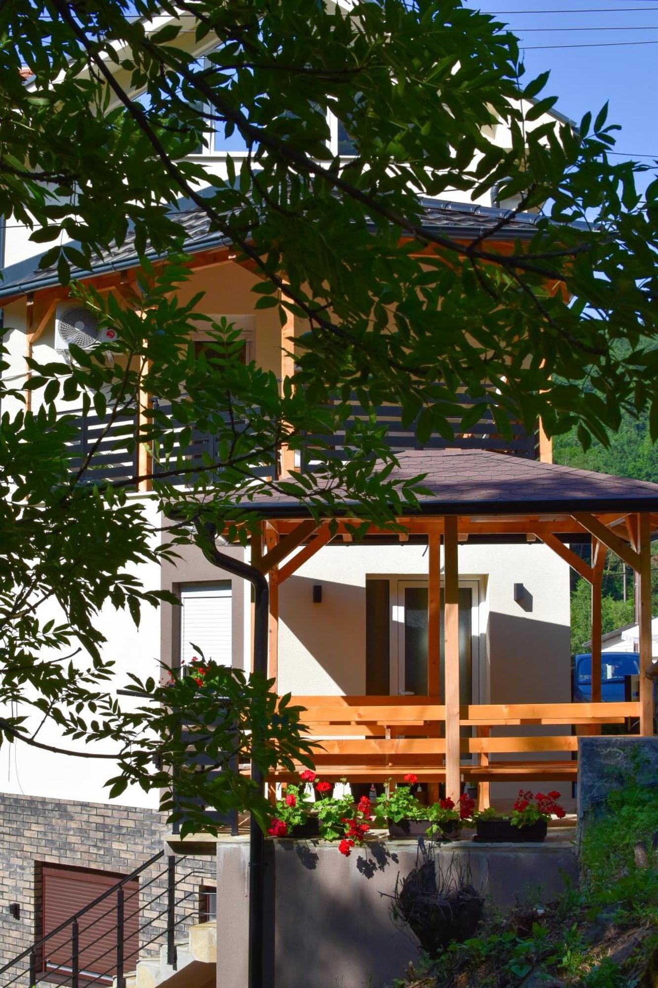 Stiv Apartmani Lukovo Ngoại thất bức ảnh