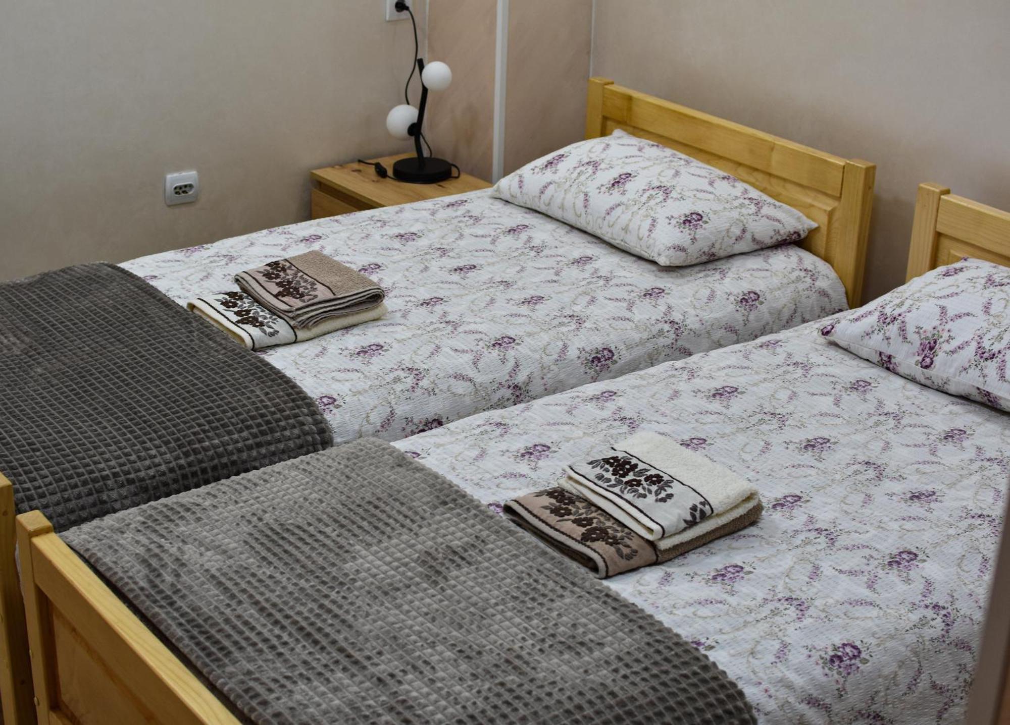Stiv Apartmani Lukovo Ngoại thất bức ảnh