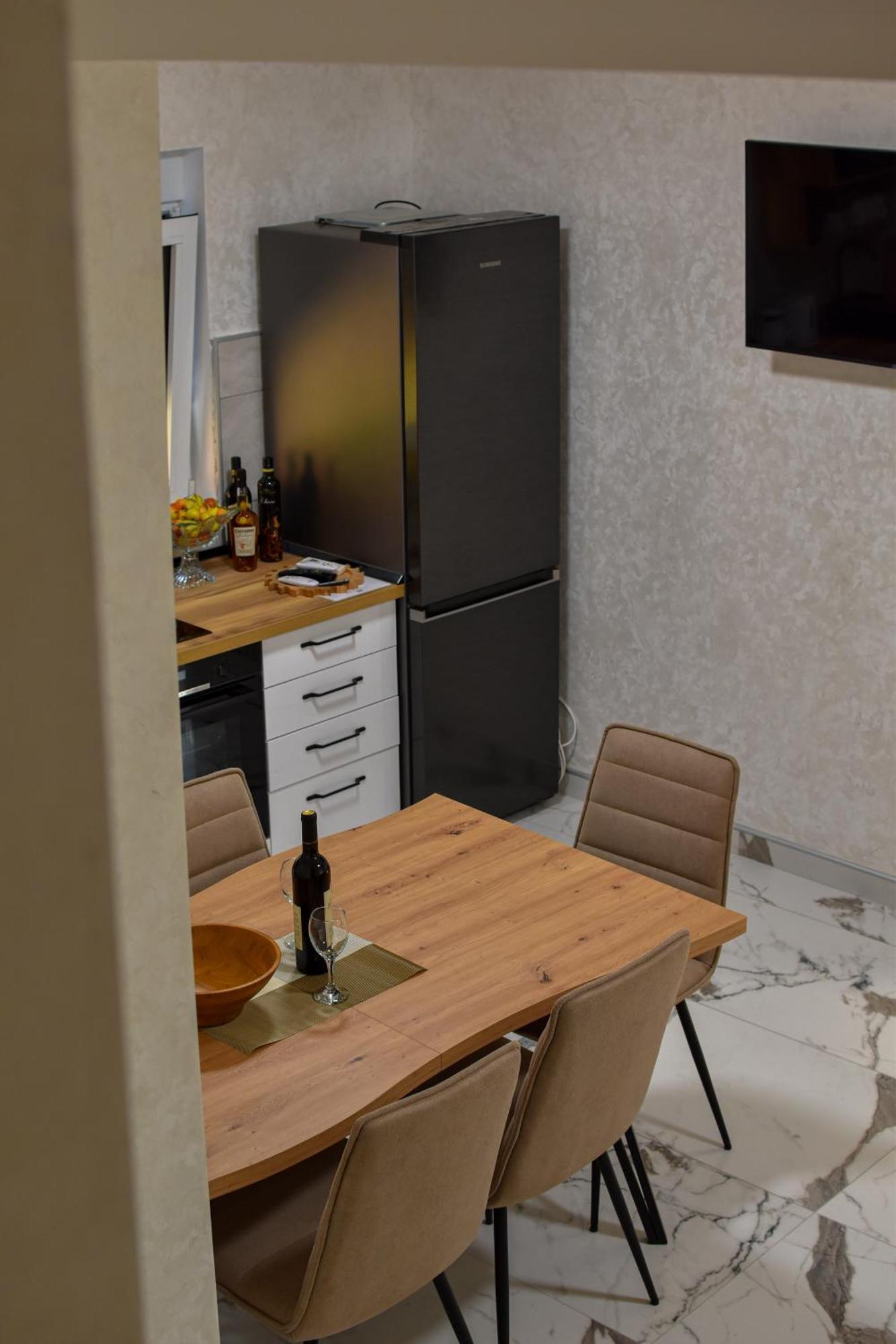 Stiv Apartmani Lukovo Ngoại thất bức ảnh